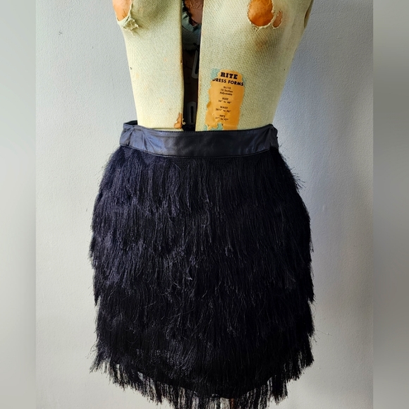 J.O.A. Los Angeles Fringe Mini Skirt Sz M - Picture 2 of 8